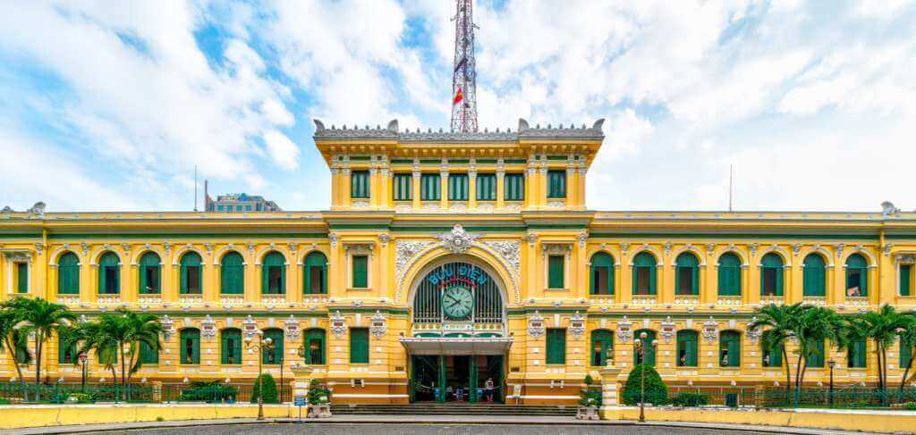 Discover-Saigon-Saigon-Central-Post-Office